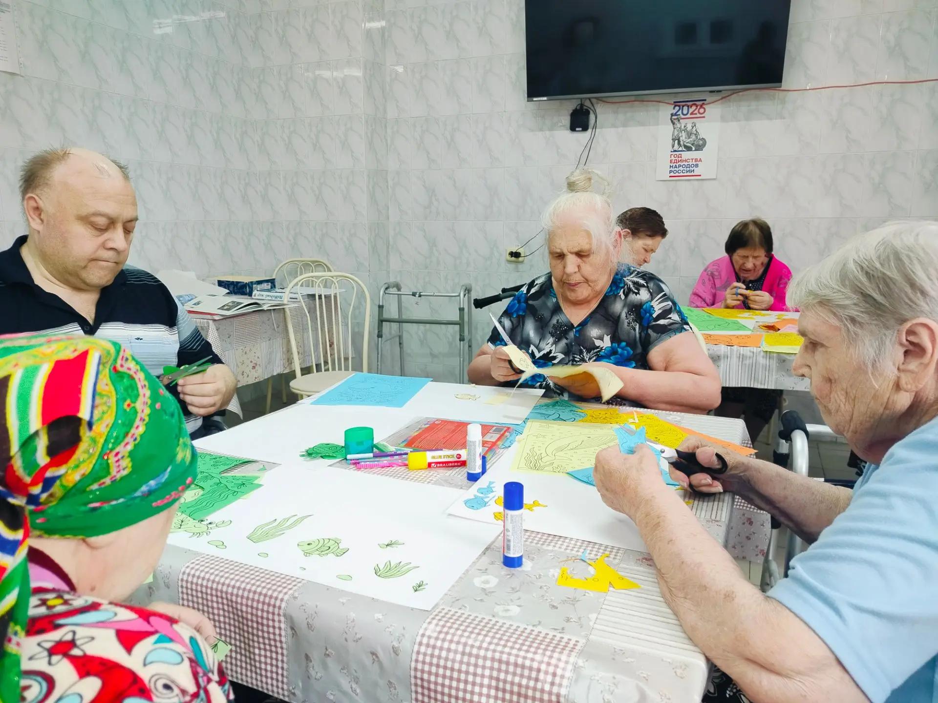 Познавательный час «Удивительное рядом»